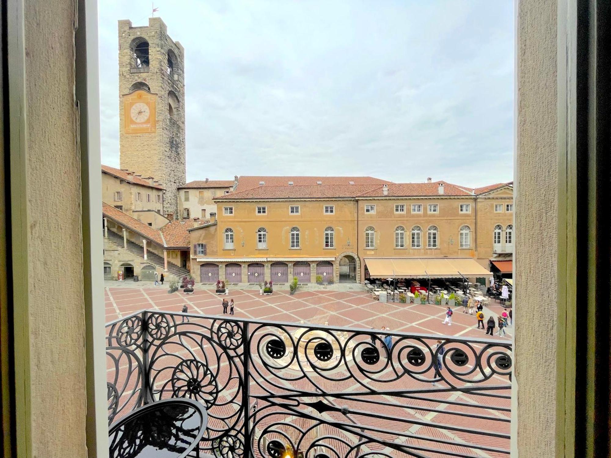 Best View Boutique Apartments Bergamo Ngoại thất bức ảnh
