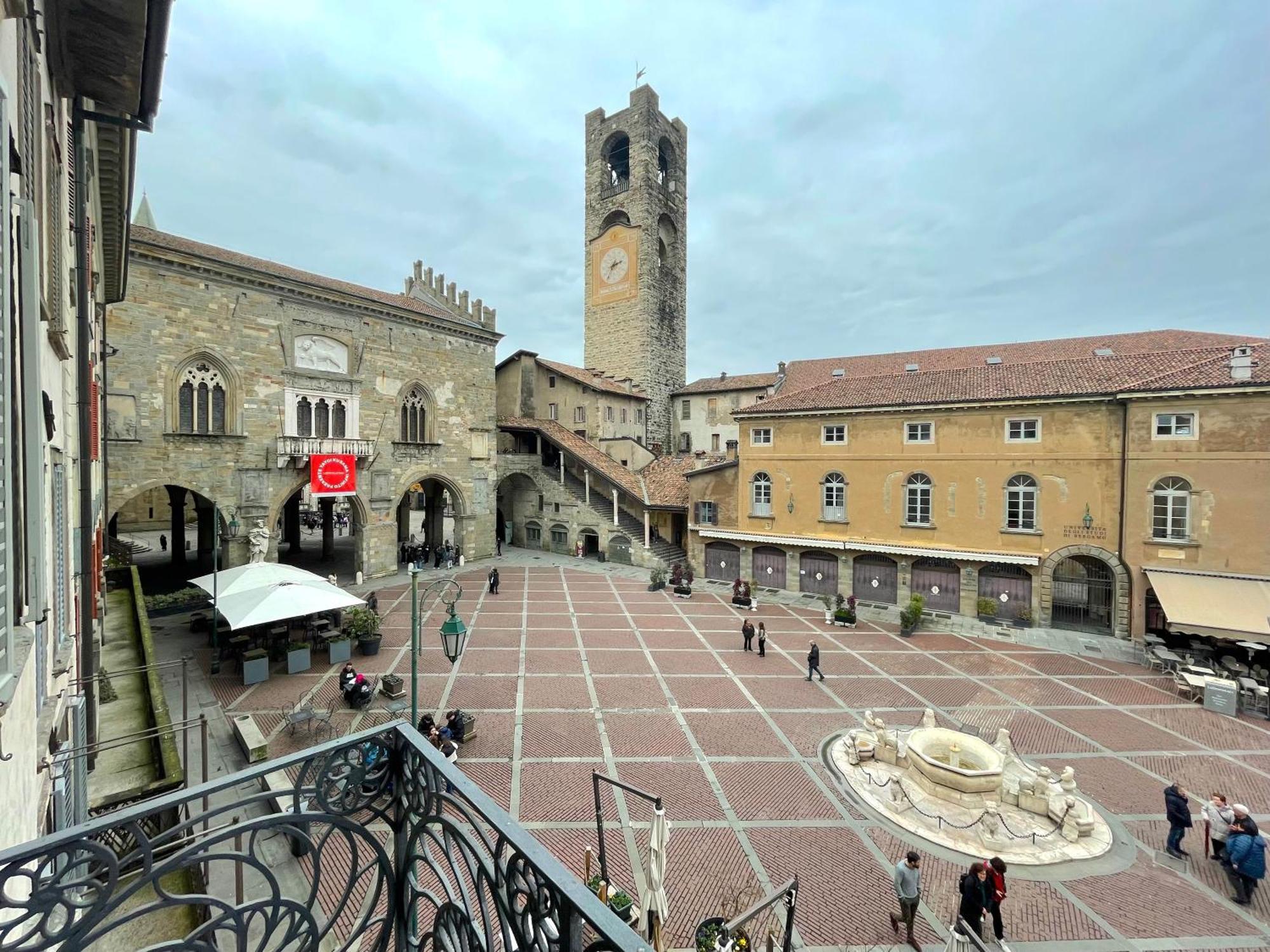 Best View Boutique Apartments Bergamo Ngoại thất bức ảnh